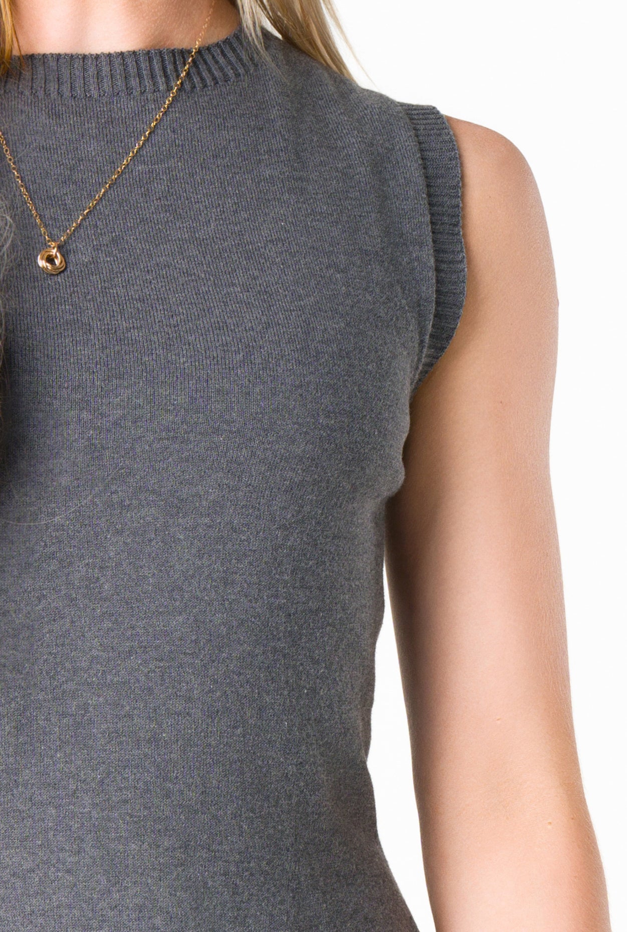 Detail of gray sleeveless pima cotton bodycon dress